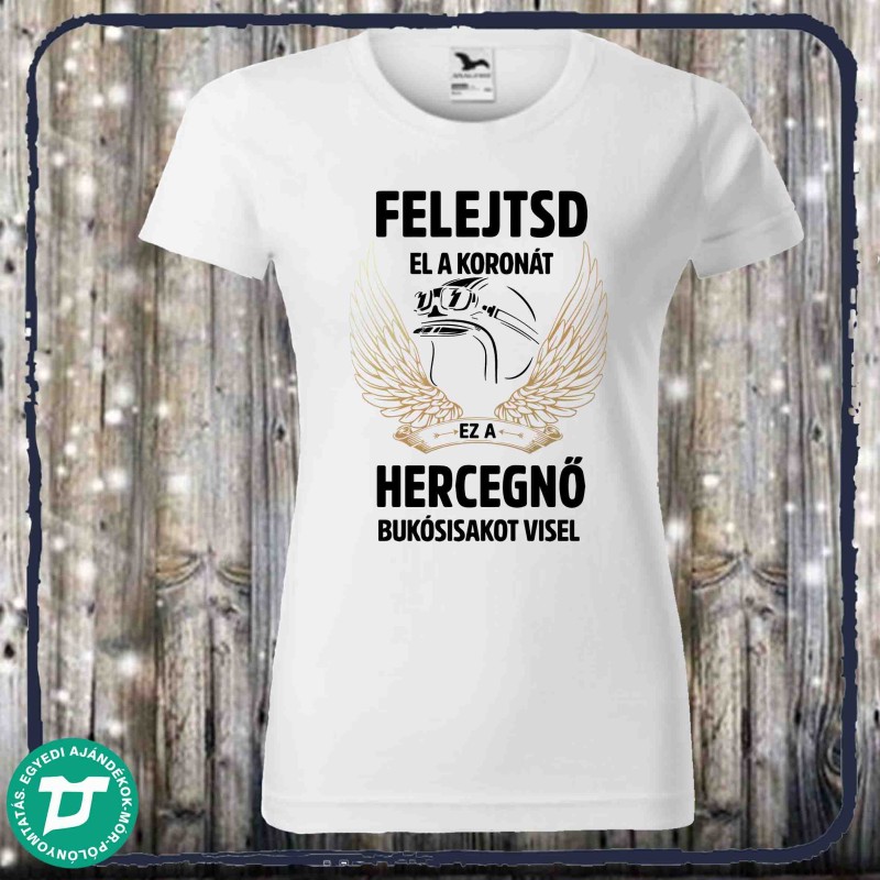 Felejtsd el a koronát ez a hercegnő bukósisakot visel