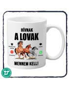 Hívnak a lovak mennem kell bögre